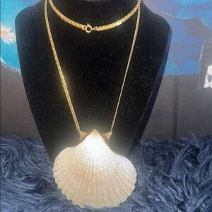Gold Seashell Pendant Layered Necklace